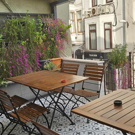 Taksim Suite Istanbul Bagian luar foto